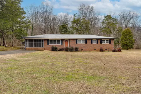 12735 N Main St, Trenton, GA 30752