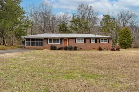 12735 N Main St, Trenton, GA 30752
