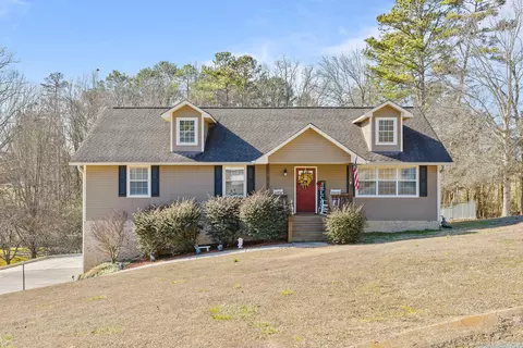 125 Lori Ln, Ringgold, GA 30736