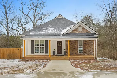 390 Dugan Loop, Trenton, GA 30752