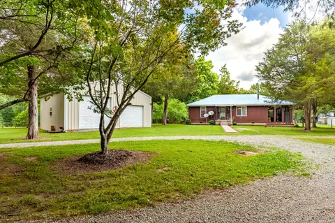 199 Butler Bridge Ln, Portland, TN 37148