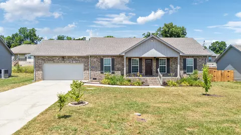 108 August Way, Shelbyville, TN 37160
