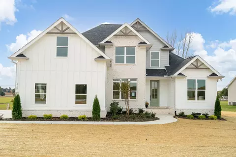 103 Lyon Dr, Portland, TN 37148