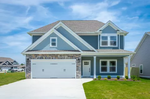 293 Country Cove Dr, Rossville, GA 30741