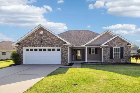 1484 Standish Dr, Lebanon, TN 37087