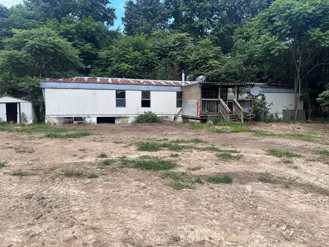 300 Kirby Hill Rd NE, Ashland City, TN 37015