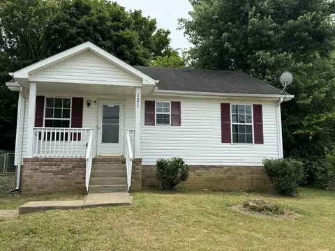 121 E St, Clarksville, TN 37042