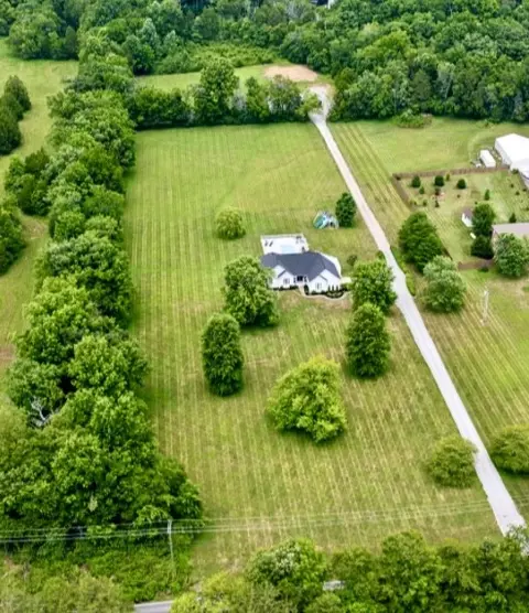3084 Duplex Rd, Spring Hill, TN 37174