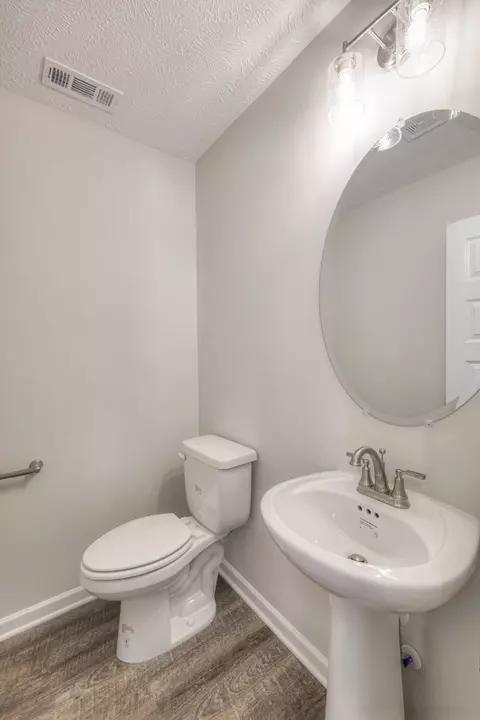 Bath - 452 Mimosa Dr, Decherd, TN 37324 photo 1 of 2