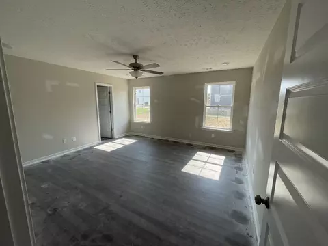 416 Mimosa Dr, Decherd, TN 37324 photo 5