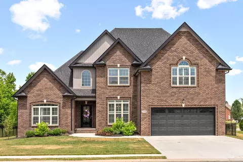 1108 Chagford Dr, Clarksville, TN 37043