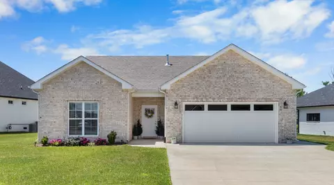 406 Lowline Dr, Clarksville, TN 37043