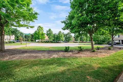 Exterior - 1412 Progress Ct, Murfreesboro, TN 37130 photo 6 of 9