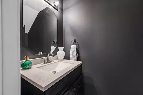 Bath - 1412 Progress Ct, Murfreesboro, TN 37130 photo 1 of 3