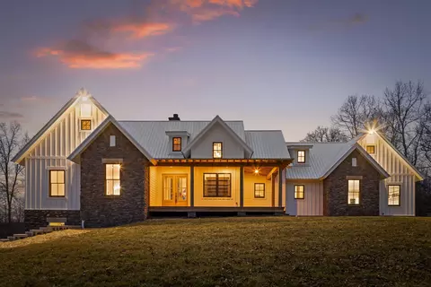 6915 Sunset Oak Cir, Harrison, TN 37341