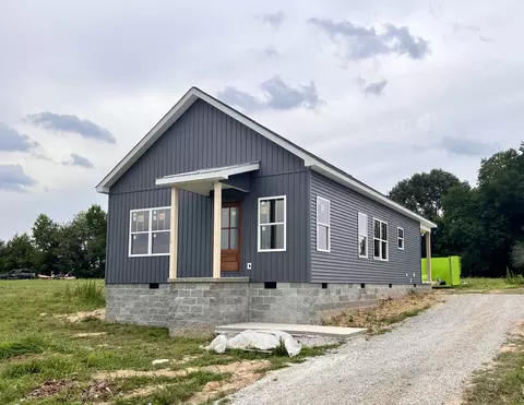 60 Union Hill Rd, Loretto, TN 38469
