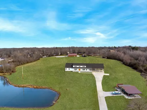 418 Lyle Ln, Dickson, TN 37055
