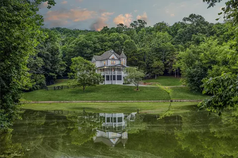 2268 Skinner Rd, Nolensville, TN 37135