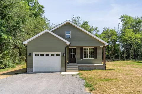 808 Smith Rd, Smithville, TN 37166