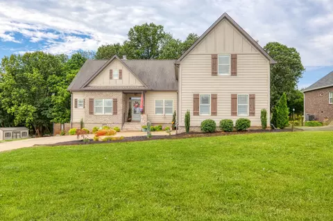 425 Tom Link Rd, Cottontown, TN 37048