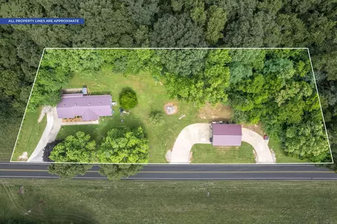 4124 Budds Creek Rd, Cunningham, TN 37052