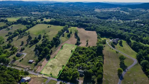 1 Brush Creek Cir, Brush Creek, TN 38547