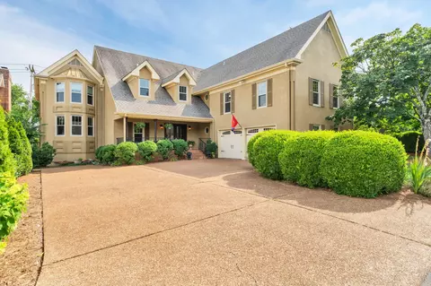 6013 Wellesley Way, Brentwood, TN 37027
