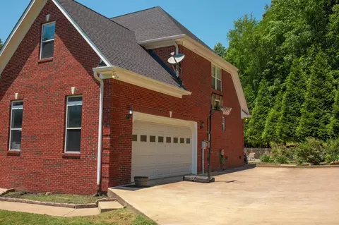 205 Young Rd, Pulaski, TN 38478 photo 5