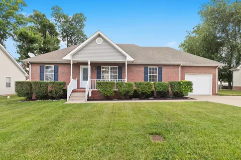 217 Clydesdale Ln, Springfield, TN 37172