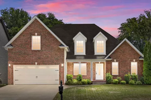 2473 Senseney Dr, Clarksville, TN 37042