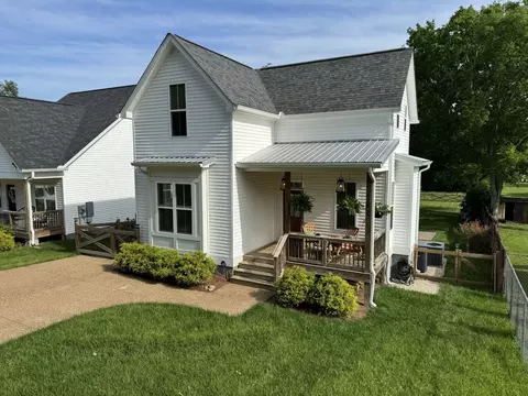 551 Green Ln, Whites Creek, TN 37189