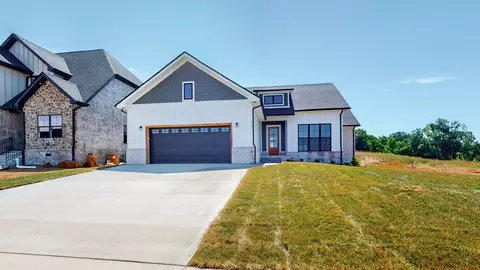517 Foxglove Ln, Clarksville, TN 37043