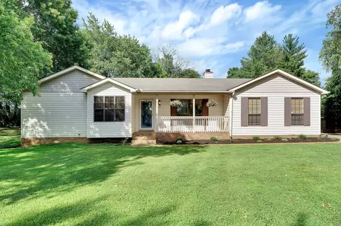 1731 Lytle Ct, Murfreesboro, TN 37127