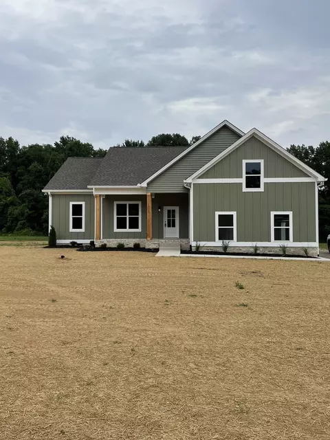 2320 Old Washington Rd, Cedar Hill, TN 37032