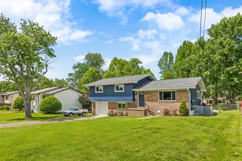 8407 Iris Dr, Chattanooga, TN 37421 photo 2