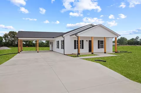 47 Sims Ln, Loretto, TN 38469