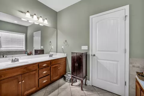 710 Windrush Loop, Chattanooga, TN 37421 photo 17