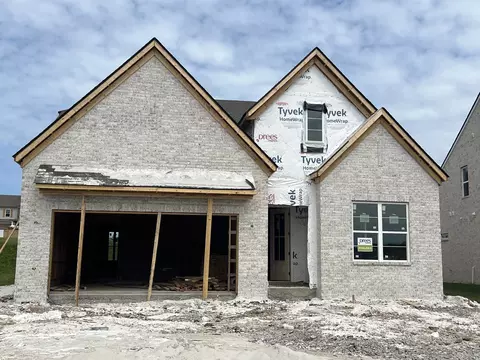 1709 Merkel Rd, Columbia, TN 38401