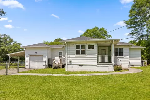 114 Cross St, Chickamauga, GA 30707