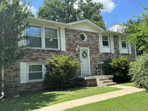 600 Norris Dr, Clarksville, TN 37042
