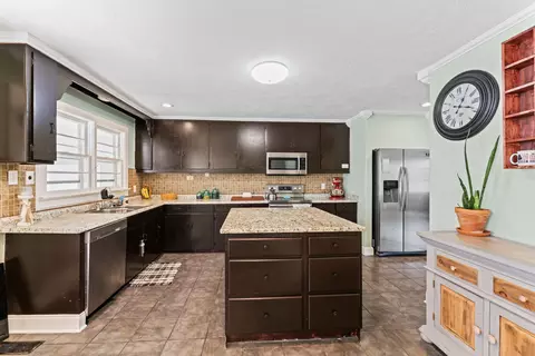 Kitchen - 203 Powell St, Decherd, TN 37324 photo 2 of 2