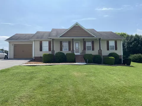 227 Mallory Cir, Livingston, TN 38570