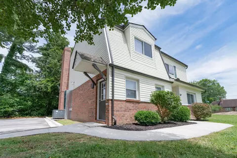 601 E Grundy St #I, Tullahoma, TN 37388