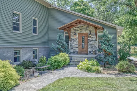 120 Clinton Ln, Cookeville, TN 38501