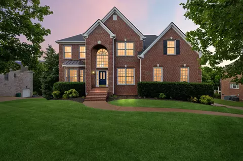 2190 Ella Ln, Brentwood, TN 37027