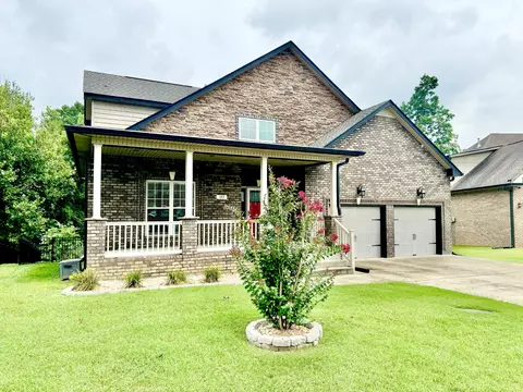 153 Roanoke Station Cir, Clarksville, TN 37043