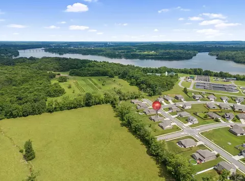 572 Fredericksburg Dr, Gallatin, TN 37066