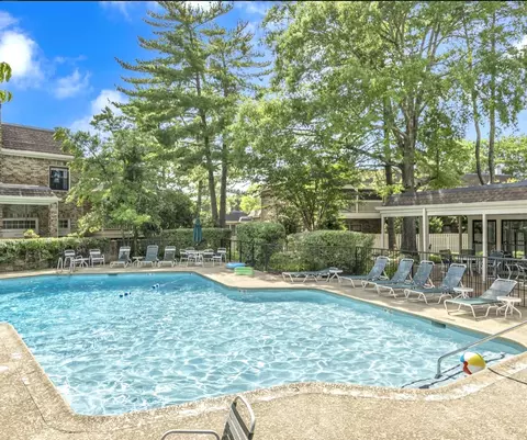 401 Bowling Ave #21, Nashville, TN 37205