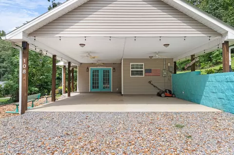 Exterior - 108 Riverview Dr, Dover, TN 37058 photo 1 of 8