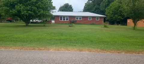 456 Whites Gap Rd, Huntland, TN 37345